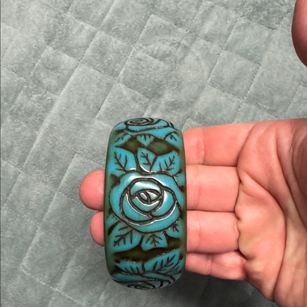 Vintage Plastic Bangle Bracelet, Teal, Black, Floral, Carved, Retro, Boho - Picture 2 of 7